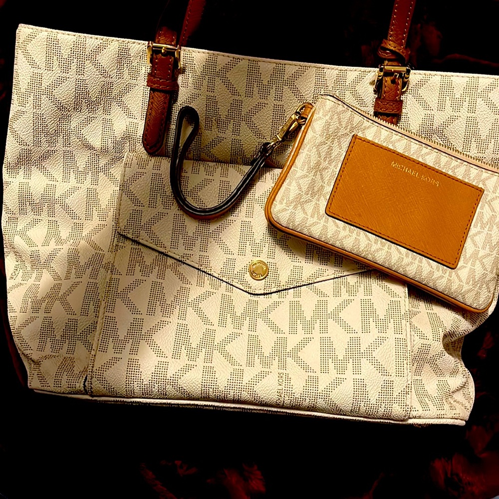 Micheal Kors shoulder bag